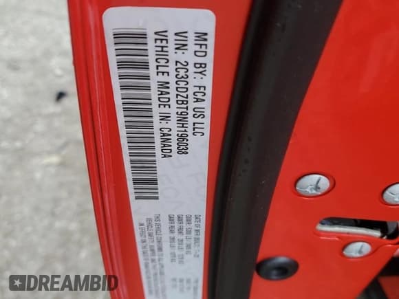 ✅ 2022 Dodge Challenger R/T • VIN: 2C3CDZBT9NH196038 • Lot: 48148264. Wystawiony na Copart z przebiegiem 10 097 mil. Bezpłatny archiwum sprzedaży aukcyjnych z USA i szczegółowy raport historii pojazdu na DreamBid. Zdjęcie 12.