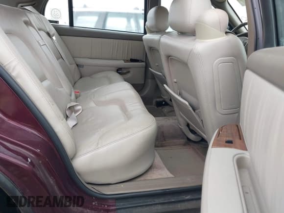 ✅ 2003 Buick Park Avenue • VIN: 1G4CW54K334120288 • Лот: 42968595. Опубликован ранее на IAAI с пробегом 154 376 миль. Бесплатный доступ к архиву аукционных продаж из США и подробный отчёт об истории автомобиля на DreamBid. Изображение 8.