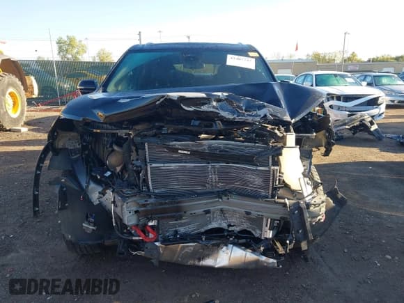 ✅ 2024 Chevrolet Traverse AWD Z71 • VIN: 1GNEVJKS8RJ215829 • Lot: 43407737. Wystawiony na IAAI z przebiegiem 18 354 mil. Bezpłatny archiwum sprzedaży aukcyjnych z USA i szczegółowy raport historii pojazdu na DreamBid. Zdjęcie 13.