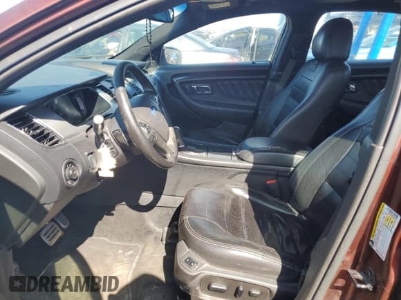 ✅ 2016 Ford Taurus SHO • VIN: 1FAHP2KT6GG140921 • Lot: 52118935. Listed on Copart with 132,199 mi. Free auction sales archive from the USA and detailed vehicle history report at DreamBid. Image 7.