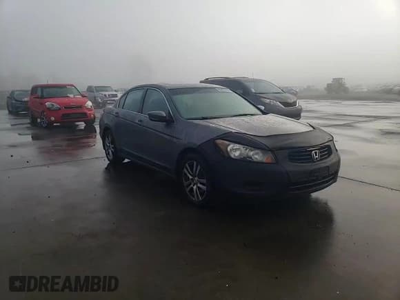 ✅ 2008 Honda Accord EX-L • VIN: 1HGCP26898A034091 • Lot: 85401165. Listed on Copart with 228,306 mi. Free auction sales archive from the USA and detailed vehicle history report at DreamBid. Image 13.