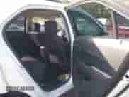 2017 Chevrolet Equinox LT с VIN 2GNALCEK6H1569031, выставлен на аукционе IAAI как лот 43360795 с пробегом 126 105 миль миль и . История ставок и продаж доступна на DreamBid. Изображение 8.