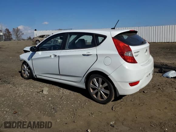 ✅ 2013 Hyundai Accent SE • VIN: KMHCU5AE7DU077757 • Лот: 78469594. Опубликован ранее на Copart с пробегом 67 022 миль. Бесплатный доступ к архиву аукционных продаж из США и подробный отчёт об истории автомобиля на DreamBid. Изображение 2.