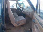 ✅ 1995 Ford F-250 • VIN: 1FTHX26G9SKB88703 • Лот: 42119055. Опубликован ранее на IAAI с пробегом 313 363 миль. Бесплатный доступ к архиву аукционных продаж из США и подробный отчёт об истории автомобиля на DreamBid. Изображение 5.