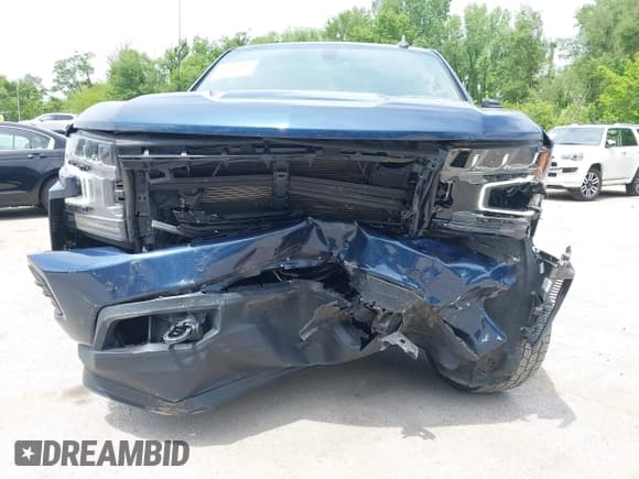 ✅ 2022 Chevrolet Silverado 1500 RST • VIN: 3GCUYEED3NG178118 • Лот: 42201383. Опубликован ранее на IAAI с пробегом 63 065 миль. Бесплатный доступ к архиву аукционных продаж из США и подробный отчёт об истории автомобиля на DreamBid. Изображение 6.