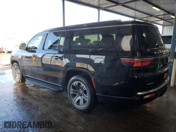 ✅ 2023 Jeep Wagoneer Series II • VIN: 1C4SJSBPXPS578486 • Lot: 42051705. Listed on Copart with 36,294 mi. Free auction sales archive from the USA and detailed vehicle history report at DreamBid. Image 2.