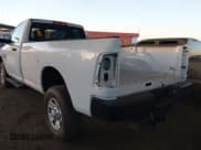 ✅ 2017 Ram 3500 • VIN: 3C7WRCAL9HG737637 • Лот: 43365695. Опубликован ранее на IAAI с пробегом 93 376 миль. Бесплатный доступ к архиву аукционных продаж из США и подробный отчёт об истории автомобиля на DreamBid. Изображение 3.