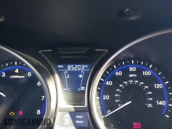 ✅ 2015 Hyundai Veloster Turbo • VIN: KMHTC6AE1FU244528 • Lot: 41387806. Wystawiony na IAAI z przebiegiem 85 203 mil. Bezpłatny archiwum sprzedaży aukcyjnych z USA i szczegółowy raport historii pojazdu na DreamBid. Zdjęcie 7.