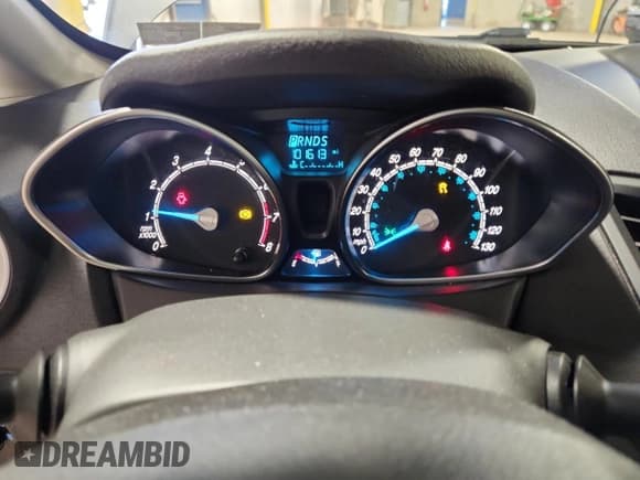 ✅ 2017 Ford Fiesta SE • VIN: 3FADP4BJ4HM103026 • Lot: 92956535. Wystawiony na Copart z przebiegiem 101 613 mil. Bezpłatny archiwum sprzedaży aukcyjnych z USA i szczegółowy raport historii pojazdu na DreamBid. Zdjęcie 9.