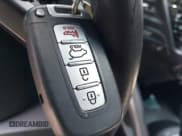 ✅ 2013 Hyundai Veloster Turbo • VIN: KMHTC6AE2DU111256 • Lot: 42796383. Wystawiony na IAAI z przebiegiem 127 660 mil. Bezpłatny archiwum sprzedaży aukcyjnych z USA i szczegółowy raport historii pojazdu na DreamBid. Zdjęcie 11.