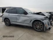 ✅ 2023 BMW X3 xDrive30i • VIN: 5UX53DP08P9T07964 • Lot: 89441475. Wystawiony na Copart z przebiegiem Nie podano. Bezpłatny archiwum sprzedaży aukcyjnych z USA i szczegółowy raport historii pojazdu na DreamBid. Zdjęcie 4.