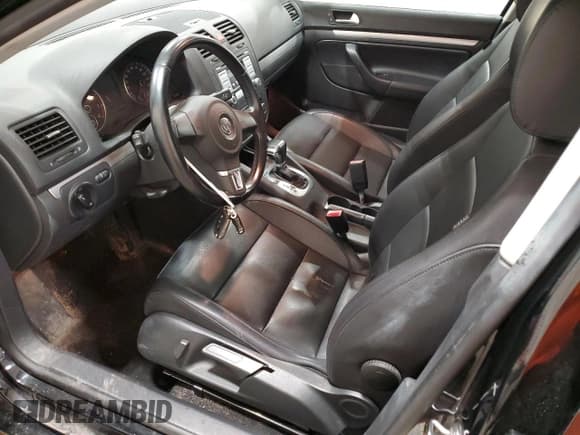 ✅ 2010 Volkswagen Jetta Limited Edition • VIN: 3VWAZ7AJ9AM099844 • Лот: 49606645. Опубликован ранее на Copart с пробегом 88 587 миль. Бесплатный доступ к архиву аукционных продаж из США и подробный отчёт об истории автомобиля на DreamBid. Изображение 7.