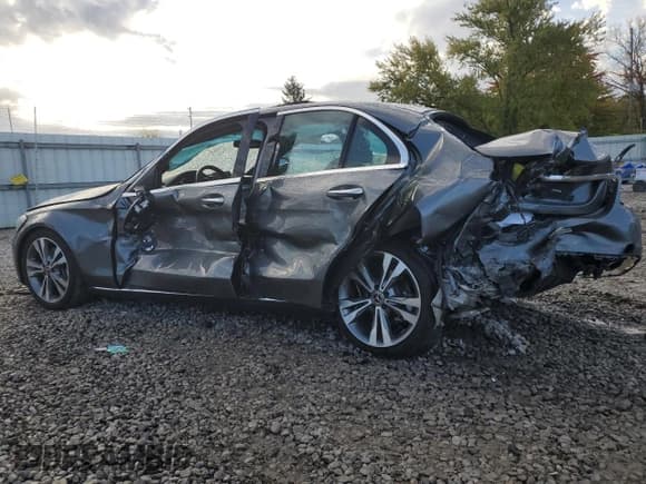 ✅ 2018 Mercedes-Benz C 300 • VIN: 55SWF4JB6JU281741 • Lot: 87385095. Wystawiony na Copart z przebiegiem Nie podano. Bezpłatny archiwum sprzedaży aukcyjnych z USA i szczegółowy raport historii pojazdu na DreamBid. Zdjęcie 2.