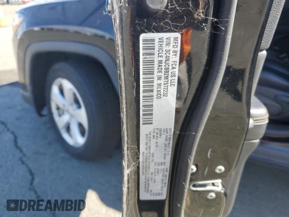 ✅ 2021 Jeep Compass Altitude • VIN: 3C4NJCBB2MT572232 • Lot: 84659435. Listed on Copart with 37,758 mi. Free auction sales archive from the USA and detailed vehicle history report at DreamBid. Image 12.