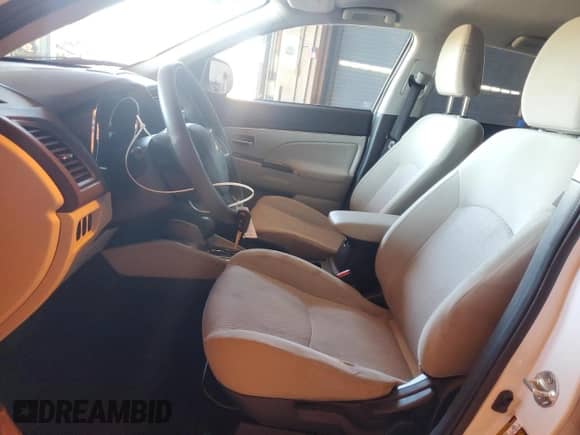 2018 Mitsubishi Outlander ES with VIN JA4AP3AU6JU025444, listed as a Copart auction lot 82604665 with 33,813 mi miles and Salvage title. Bid and sale history available at DreamBid. Image 7.