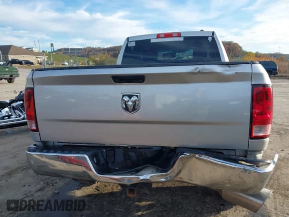 ✅ 2012 Ram 2500 ST • VIN: 3C6UD5CL0CG327045 • Lot: 43524886. Listed on IAAI with 131,213 mi. Free auction sales archive from the USA and detailed vehicle history report at DreamBid. Image 17.