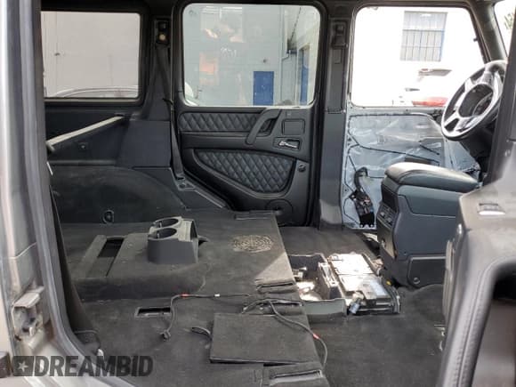 ✅ 2018 Mercedes-Benz G 63 AMG • VIN: WDCYC7DHXJX288809 • Лот: 45924154. Опубликован ранее на Copart с пробегом Не указан. Бесплатный доступ к архиву аукционных продаж из США и подробный отчёт об истории автомобиля на DreamBid. Изображение 11.