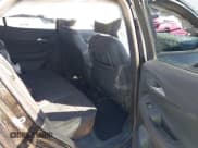 ✅ 2022 Buick Encore GX Essence • VIN: KL4MMFSL3NB074051 • Lot: 41885578. Wystawiony na IAAI z przebiegiem 27 543 mil. Bezpłatny archiwum sprzedaży aukcyjnych z USA i szczegółowy raport historii pojazdu na DreamBid. Zdjęcie 8.