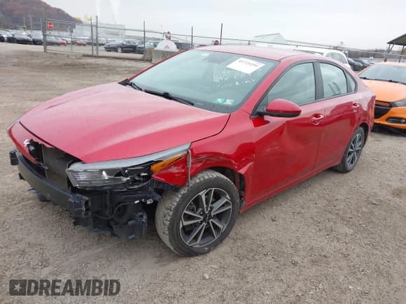 ✅ 2022 Kia Forte LXS • VIN: 3KPF24AD1NE496499 • Lot: 43725299. Wystawiony na IAAI z przebiegiem 133 299 mil. Bezpłatny archiwum sprzedaży aukcyjnych z USA i szczegółowy raport historii pojazdu na DreamBid. Zdjęcie 20.