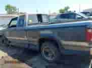 1992 Dodge Dakota z VIN 1B7GL23Y2NS520540, wystawiony jako IAAI lot #43021685 z przebiegiem 151 267 mil mil oraz . Historia ofert i sprzedaży dostępna na DreamBid. Obrazek 14.