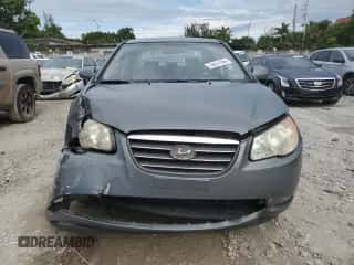 2009 Hyundai Elantra GLS z VIN KMHDU46D59U794499, wystawiony jako Copart lot #72417704 z przebiegiem 61 473 mil mil oraz Szkoda całkowita • Salvage title. Historia ofert i sprzedaży dostępna na DreamBid. Obrazek 5.
