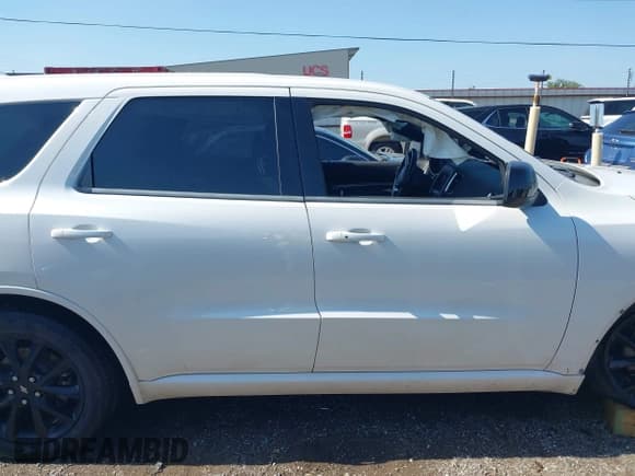 ✅ 2019 Dodge Durango SXT • VIN: 1C4RDHAG0KC847561 • Lot: 42702854. Listed on IAAI with 117,486 mi. Free auction sales archive from the USA and detailed vehicle history report at DreamBid. Image 12.