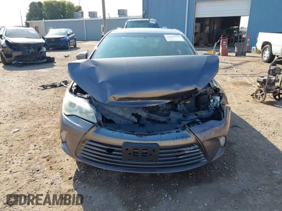 2016 Toyota Camry LE z VIN 4T4BF1FK8GR582035, wystawiony jako IAAI lot #43247554 z przebiegiem 175 993 mil mil oraz . Historia ofert i sprzedaży dostępna na DreamBid. Obrazek 12.