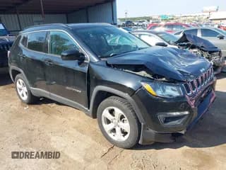 ✅ 2019 Jeep Compass Latitude • VIN: 3C4NJDBB2KT847875 • Lot: 43447625. Wystawiony na IAAI z przebiegiem 97 465 mil. Bezpłatny archiwum sprzedaży aukcyjnych z USA i szczegółowy raport historii pojazdu na DreamBid. Zdjęcie 1.