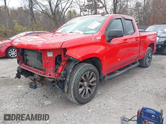 ✅ 2019 Chevrolet Silverado 1500 RST • VIN: 1GCRYEED7KZ176390 • Lot: 43629379. Listed on IAAI with 108,209 mi. Free auction sales archive from the USA and detailed vehicle history report at DreamBid. Image 2.