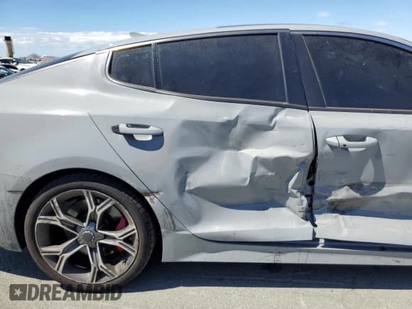 ✅ 2019 Kia Stinger GT1 • VIN: KNAE45LC7K6065812 • Lot: 65730065. Wystawiony na Copart z przebiegiem 77 756 mil. Bezpłatny archiwum sprzedaży aukcyjnych z USA i szczegółowy raport historii pojazdu na DreamBid. Zdjęcie 10.