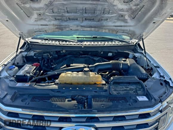 ✅ 2019 Ford Expedition XLT • VIN: 1FMJU1HT0KEA72881 • Лот: 96018715. Опубликован ранее на Copart с пробегом 79 109 миль. Бесплатный доступ к архиву аукционных продаж из США и подробный отчёт об истории автомобиля на DreamBid. Изображение 7.