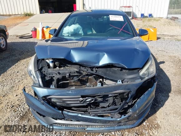 ✅ 2015 Hyundai Sonata Sport • VIN: 5NPE34AB6FH232926 • Lot: 43288971. Wystawiony na IAAI z przebiegiem 116 854 mil. Bezpłatny archiwum sprzedaży aukcyjnych z USA i szczegółowy raport historii pojazdu na DreamBid. Zdjęcie 6.