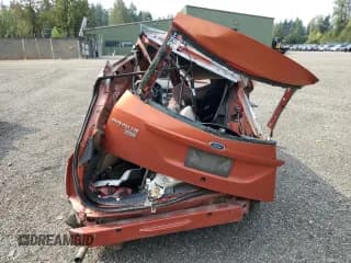 ✅ 2005 Ford Focus S • VIN: 3FAHP31N05R116872 • Lot: 71062145. Listed on Copart with Not provided. Free auction sales archive from the USA and detailed vehicle history report at DreamBid. Image 6.