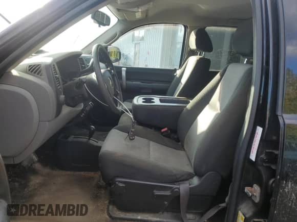 2009 Chevrolet Silverado 1500 LS z VIN 3GCEK13C59G123717, wystawiony jako Copart lot #74533194 z przebiegiem 189 631 mil mil oraz Czysty tytuł • Clean title. Historia ofert i sprzedaży dostępna na DreamBid. Obrazek 7.