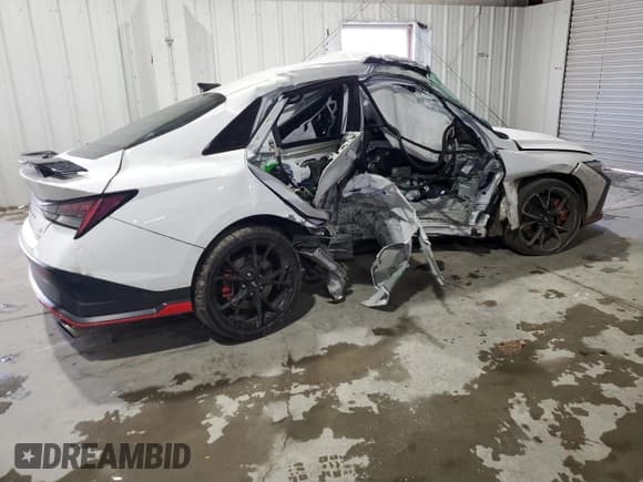 ✅ 2025 Hyundai Elantra • VIN: KMHLW4DK3SU023357 • Lot: 87805395. Listed on Copart with 3,670 mi. Free auction sales archive from the USA and detailed vehicle history report at DreamBid. Image 3.