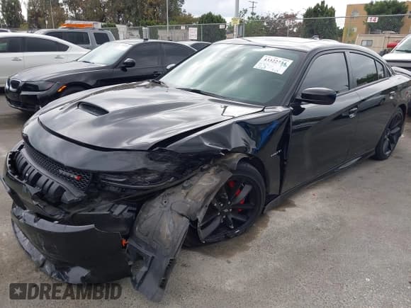 ✅ 2021 Dodge Charger R/T • VIN: 2C3CDXCT6MH619949 • Lot: 43322734. Wystawiony na IAAI z przebiegiem 28 613 mil. Bezpłatny archiwum sprzedaży aukcyjnych z USA i szczegółowy raport historii pojazdu na DreamBid. Zdjęcie 2.