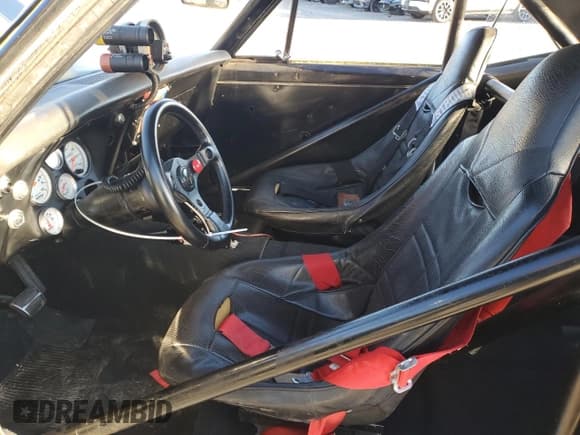 ✅ 1967 Chevrolet Camaro • VIN: 124377N177483 • Lot: 86862345. Wystawiony na Copart z przebiegiem 22 006 mil. Bezpłatny archiwum sprzedaży aukcyjnych z USA i szczegółowy raport historii pojazdu na DreamBid. Zdjęcie 7.