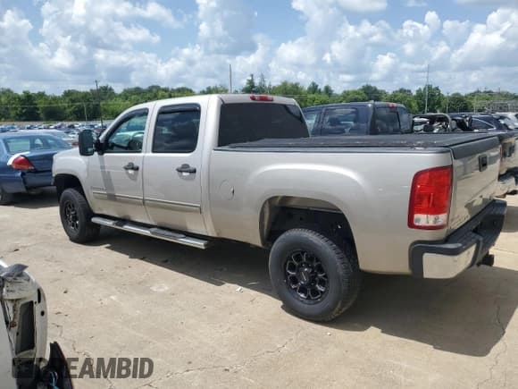 ✅ 2008 GMC Sierra 2500HD Work Truck • VIN: 1GTHC23K08F192760 • Lot: 61491925. Wystawiony na Copart z przebiegiem 115 004 mil. Bezpłatny archiwum sprzedaży aukcyjnych z USA i szczegółowy raport historii pojazdu na DreamBid. Zdjęcie 2.