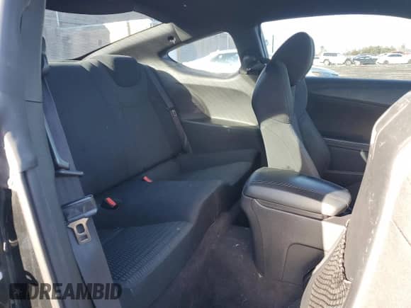 2013 Hyundai Genesis Coupe 2.0T с VIN KMHHT6KD8DU109491, выставлен на аукционе Copart как лот 44107525 с пробегом 107 914 миль миль и Чистый • Clean title. История ставок и продаж доступна на DreamBid. Изображение 10.