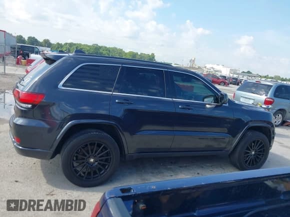 ✅ 2015 Jeep Grand Cherokee Altitude • VIN: 1C4RJFAG9FC121765 • Лот: 42973995. Опубликован ранее на IAAI с пробегом 102 135 миль. Бесплатный доступ к архиву аукционных продаж из США и подробный отчёт об истории автомобиля на DreamBid. Изображение 13.