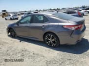 ✅ 2019 Toyota Camry LE • VIN: 4T1B11HK4KU197568 • Лот: 63479315. Опубликован ранее на Copart с пробегом 72 711 миль. Бесплатный доступ к архиву аукционных продаж из США и подробный отчёт об истории автомобиля на DreamBid. Изображение 2.