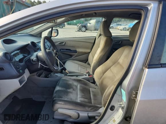 ✅ 2010 Honda Insight LX • VIN: JHMZE2H56AS043475 • Lot: 80628885. Wystawiony na Copart z przebiegiem 152 966 mil. Bezpłatny archiwum sprzedaży aukcyjnych z USA i szczegółowy raport historii pojazdu na DreamBid. Zdjęcie 7.