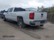 ✅ 2015 Chevrolet Silverado 2500HD Work Truck • VIN: 1GC1KUEG8FF149452 • Lot: 43589670. Wystawiony na IAAI z przebiegiem 313 050 mil. Bezpłatny archiwum sprzedaży aukcyjnych z USA i szczegółowy raport historii pojazdu na DreamBid. Zdjęcie 3.