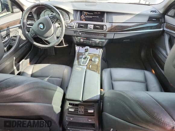 ✅ 2016 BMW 5 Series 535i xDrive • VIN: WBA5B3C54GG254897 • Lot: 87058875. Listed on Copart with 120,626 mi. Free auction sales archive from the USA and detailed vehicle history report at DreamBid. Image 8.