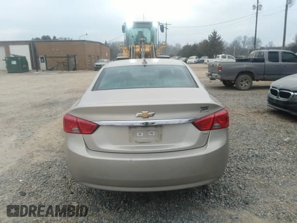 ✅ 2015 Chevrolet Impala LS • VIN: 2G11X5SL1F9208903 • Lot: 41471716. Listed on IAAI with 65,080 mi. Free auction sales archive from the USA and detailed vehicle history report at DreamBid. Image 17.