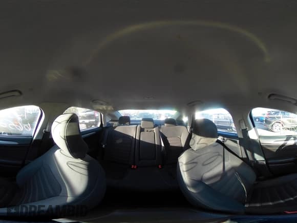 ✅ 2018 Ford Fusion SE • VIN: 3FA6P0LU4JR169997 • Lot: 43556652. Listed on IAAI with 119,771 mi. Free auction sales archive from the USA and detailed vehicle history report at DreamBid. Image 18.