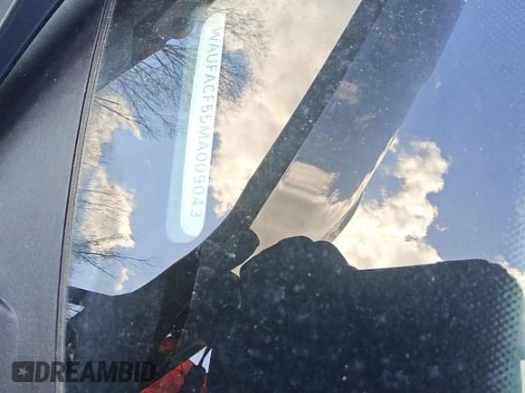 ✅ 2021 Audi A5 Sportback S line Premium Plus • VIN: WAUFACF55MA009043 • Lot: 44583465. Listed on Copart with 105,924 mi. Free auction sales archive from the USA and detailed vehicle history report at DreamBid. Image 14.