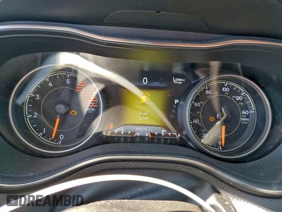 ✅ 2019 Jeep Cherokee Trailhawk Elite • VIN: 1C4PJMBN0KD252872 • Lot: 94317175. Listed on Copart with 95,015 mi. Free auction sales archive from the USA and detailed vehicle history report at DreamBid. Image 9.