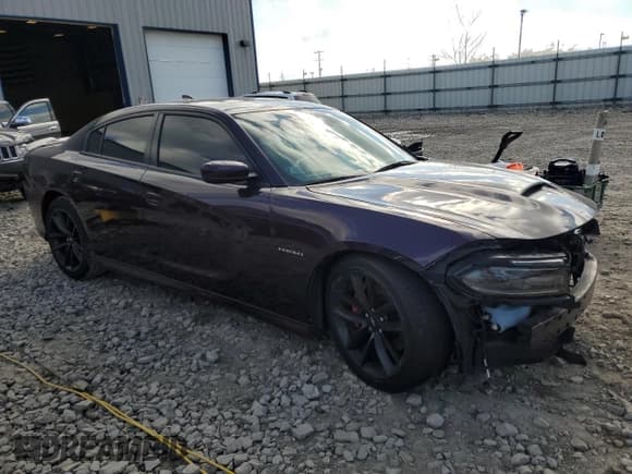 ✅ 2021 Dodge Charger R/T • VIN: 2C3CDXCT5MH608344 • Lot: 90280275. Wystawiony na Copart z przebiegiem 79 252 mil. Bezpłatny archiwum sprzedaży aukcyjnych z USA i szczegółowy raport historii pojazdu na DreamBid. Zdjęcie 4.