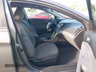 ✅ 2014 Hyundai Sonata GLS • VIN: 5NPEB4AC9EH909199 • Лот: 43249075. Опубликован ранее на IAAI с пробегом 128 884 миль. Бесплатный доступ к архиву аукционных продаж из США и подробный отчёт об истории автомобиля на DreamBid. Изображение 5.